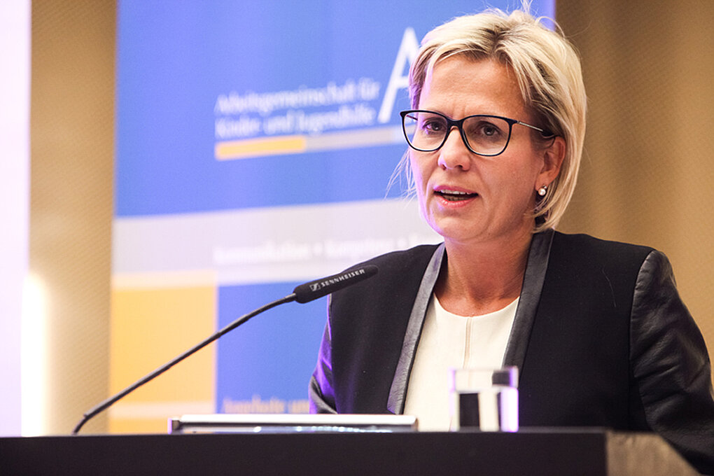 Ministerin Barbara Klepsch